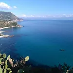 Daire Regina Santa Domenica (Vibo Valentia)